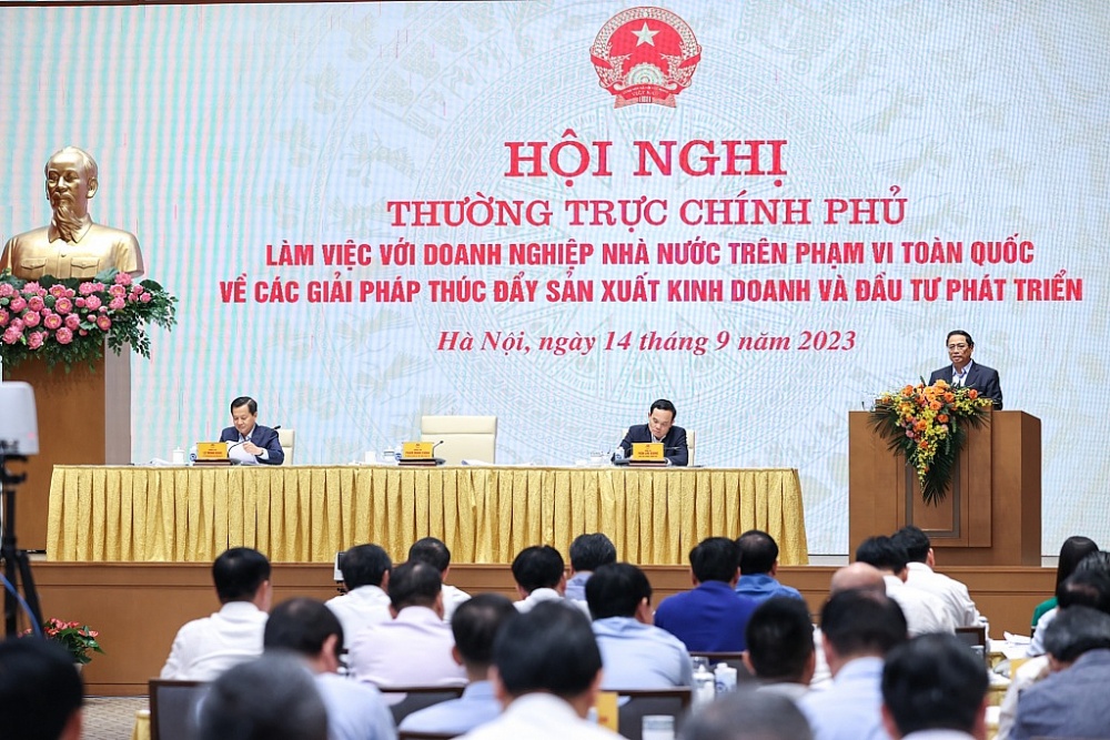 Thủ tướng Phạm Minh Chính chủ trì Hội nghị của Thường trực Chính phủ làm việc với doanh nghiệp Nhà nước về các giải pháp thúc đẩy sản xuất kinh doanh và đầu tư phát triển - Ảnh: VGP/Nhật Bắc