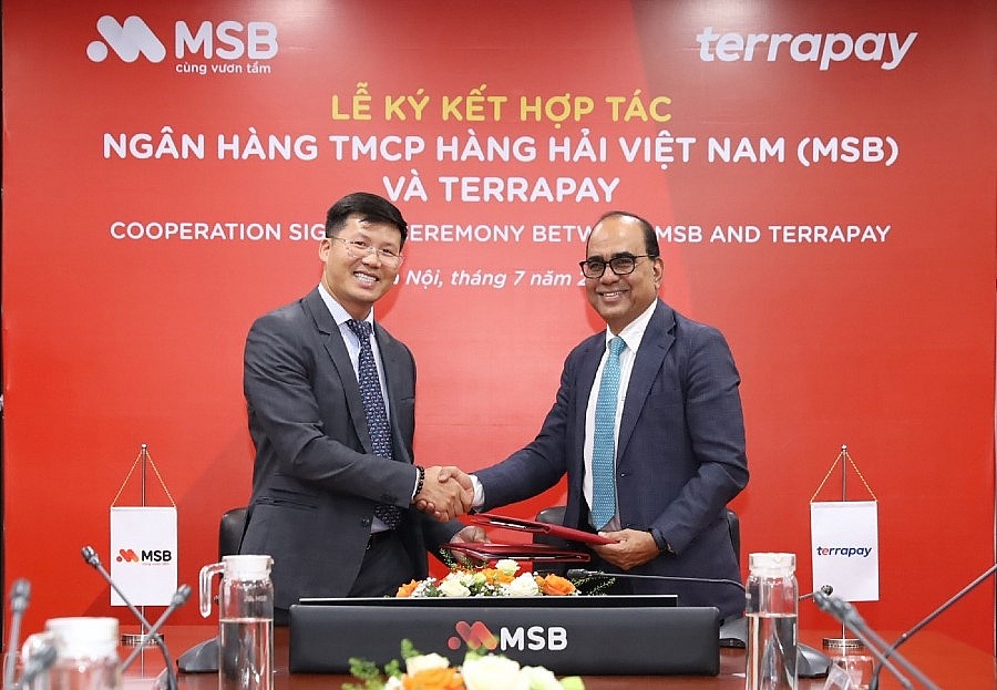 Đại diện MSB và Terrapay tại lễ ký kết.