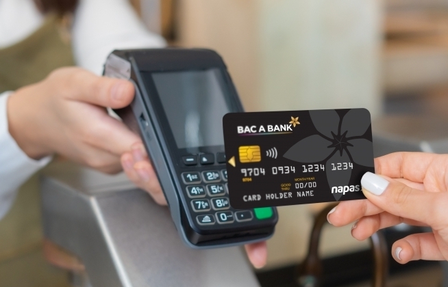 "Một chạm - Vạn tính năng" cùng thẻ ghi nợ nội địa BAC A BANK Chip Contactless
