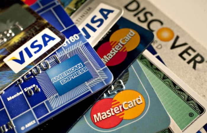 Visa và Mastercard dự định tăng phí thẻ tín dụng