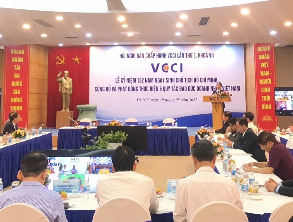 Doanh nhân Việt Nam hướng đến thực hành 6 quy tắc đạo đức