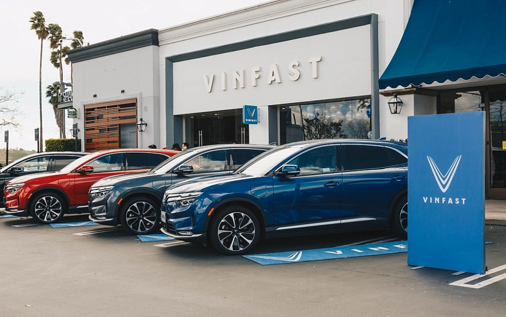 Vinfast chính thức bàn giao xe cho khách hàng Mỹ