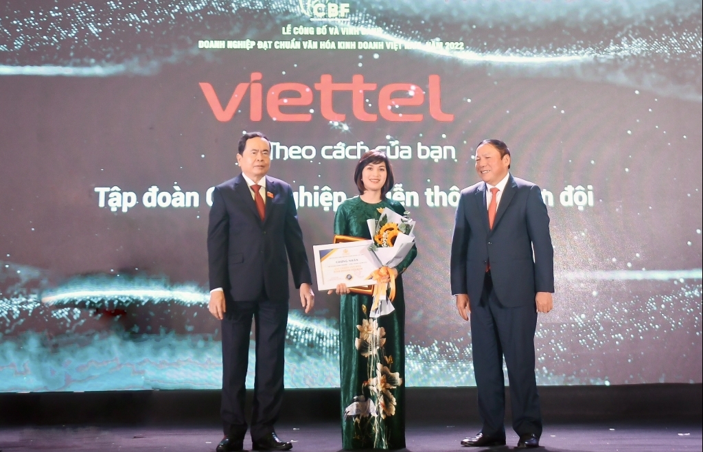 Tập đoàn Viettel đạt chuẩn văn hóa kinh doanh Việt Nam năm 2022