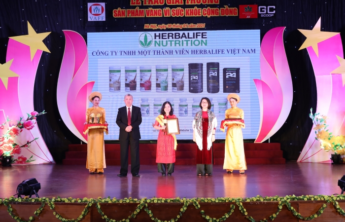 Herbalife Việt Nam nhận giải “Sản phẩm vàng vì sức khỏe cộng đồng”
