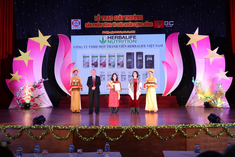 Herbalife Việt Nam nhận giải “Sản phẩm vàng vì sức khỏe cộng đồng” nhiều năm liên tiếp