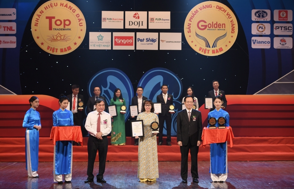 Vedan Việt Nam 6 lần liên tiếp được trao Chứng nhận “Top 10 Sản phẩm vàng Việt Nam”