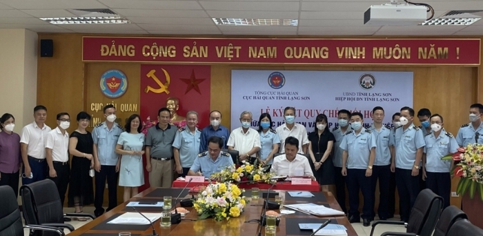 Hải quan Lạng Sơn và Hiệp hội doanh nghiệp ký quy chế phối hợp