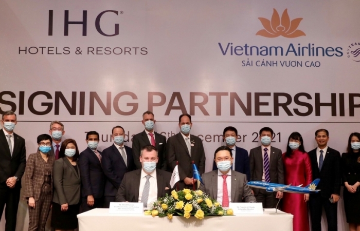 Vietnam Airlines hợp tác với tập đoàn khách sạn hàng đầu thế giới IHG
